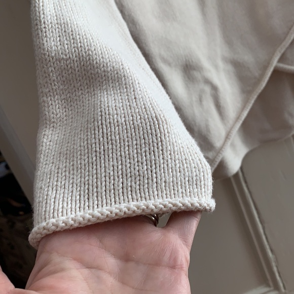 Pure Handknit top with a cowl neckline - Picture 4 of 4